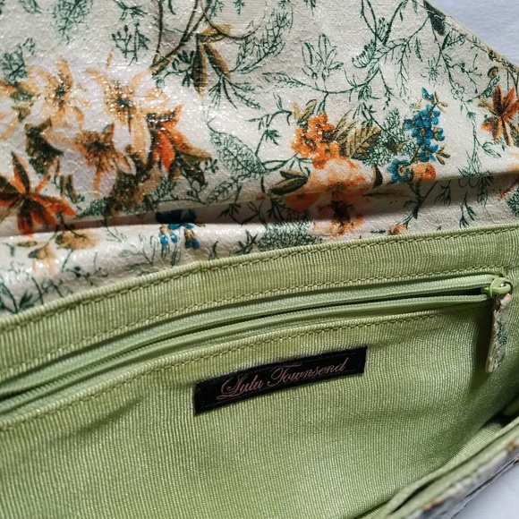 LULU TOWNSEND Floral Clutch Purse - Picture 3 of 4
